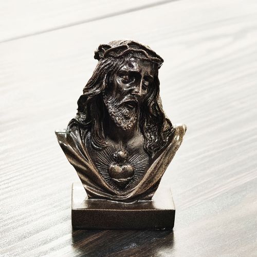 Chúa Thánh Tâm Poly Màu Đen